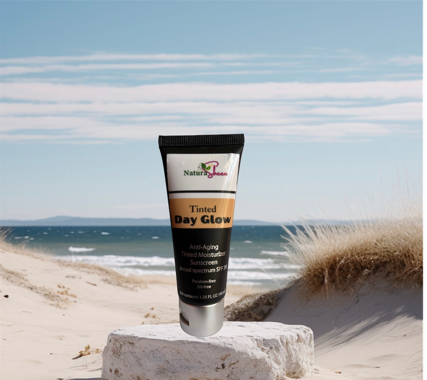 DAY GLOW ANTI-AGING TINTED/UNTINTED MOISTURIZER. BROAD SPECTRUM SPF 30. VEGAN. PARABEN-FREE. OIL-FREE. 40ml
