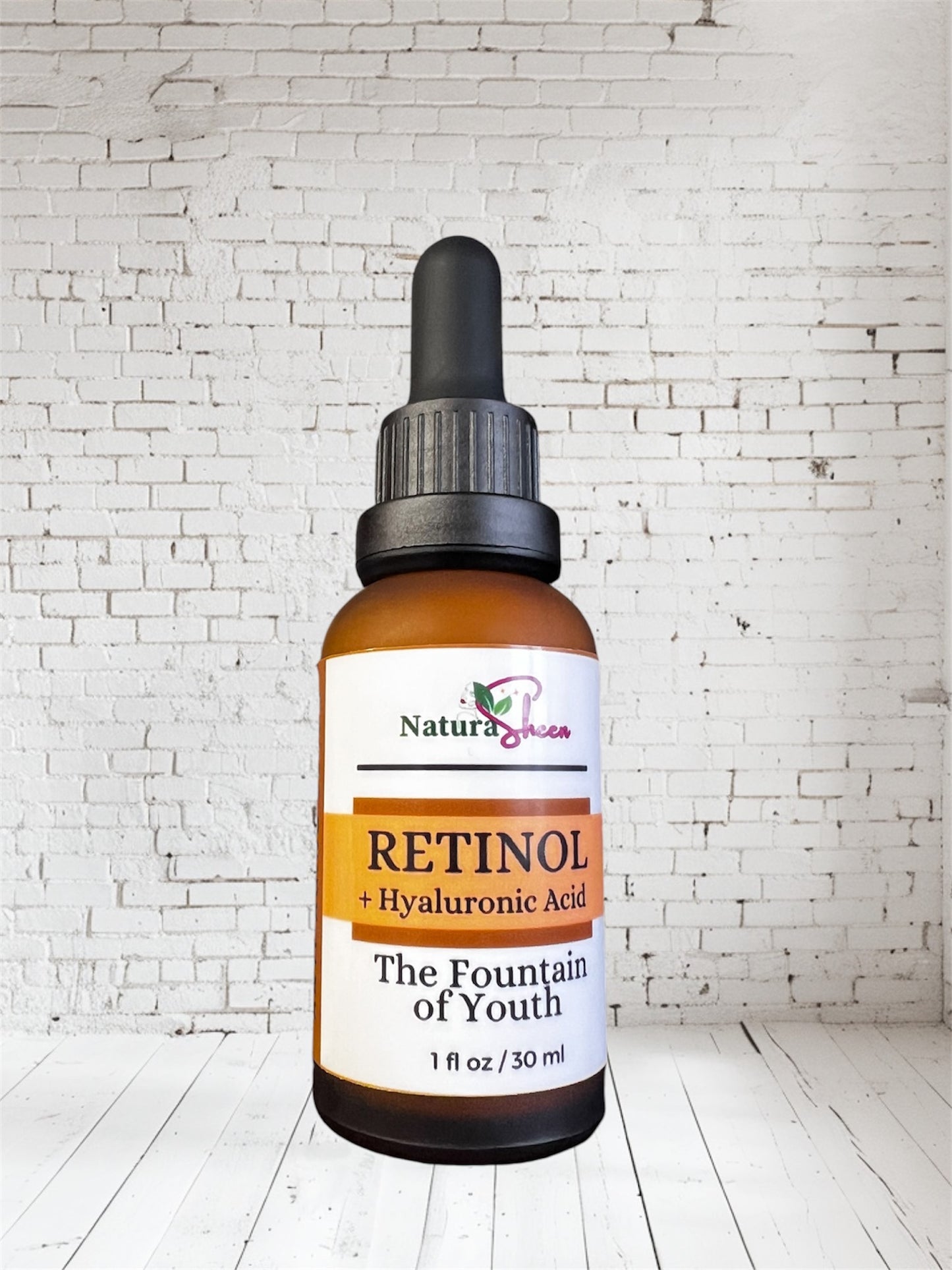 1% RETINOL + Hyaluronic Acid “The Fountain of Youth” Serum. Retinol, Hyaluronic Acid, Licorice Extract,